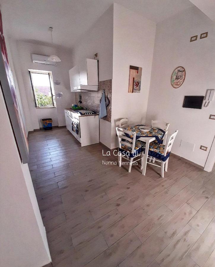 圣塔·马里亚·迪·卡斯特La Casa Di Nonna Nennella公寓 外观 照片